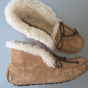 UGG Women's Cozy Tan Suede Slippers